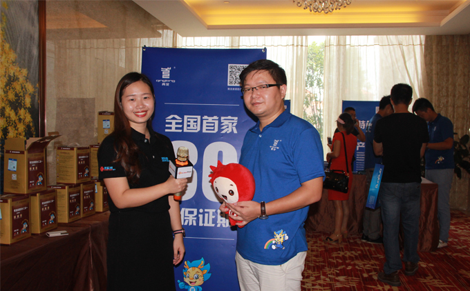 慧聰記者專(zhuān)訪(fǎng)青龍營(yíng)銷(xiāo)總監(jiān)賀金龍 防水涂料