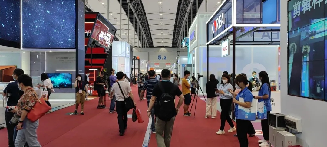 廣交會正式開幕，多家權(quán)威媒體專訪青龍(圖2)