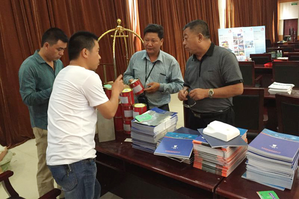 與會嘉賓對青龍公司CQ101環(huán)保防水涂料大加贊賞 海南防水